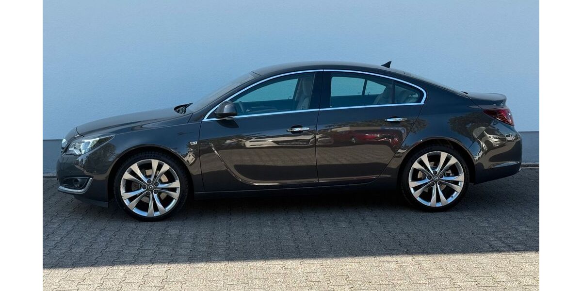 Opel Insignia 29.200 km 16.979 &euro; Schkeuditz 04435