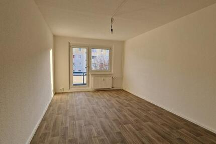 Wohnung Leipzig West - 4 Zimmer, 90 m&sup2;, 731&euro; | Angebot:24981770