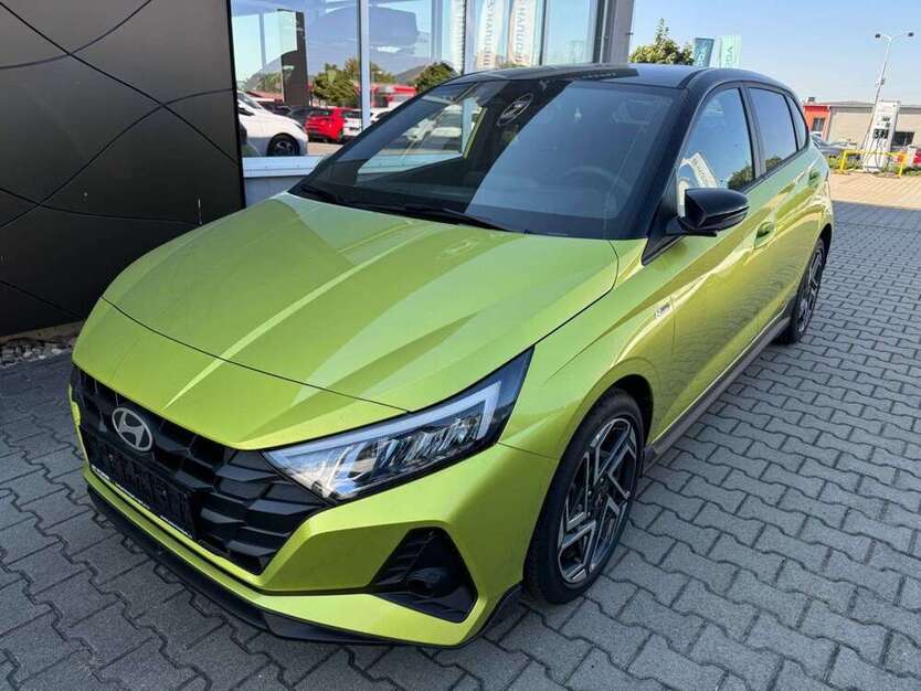 i20
