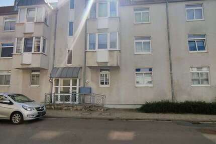 Wohnung zum Mieten in Bitterfeld 495 € 72.89 m²
