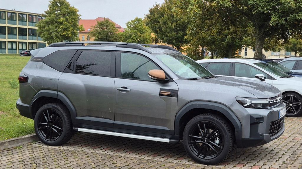 Dacia Bigster 3.900 km 33.900 &euro; Leipzig 04155