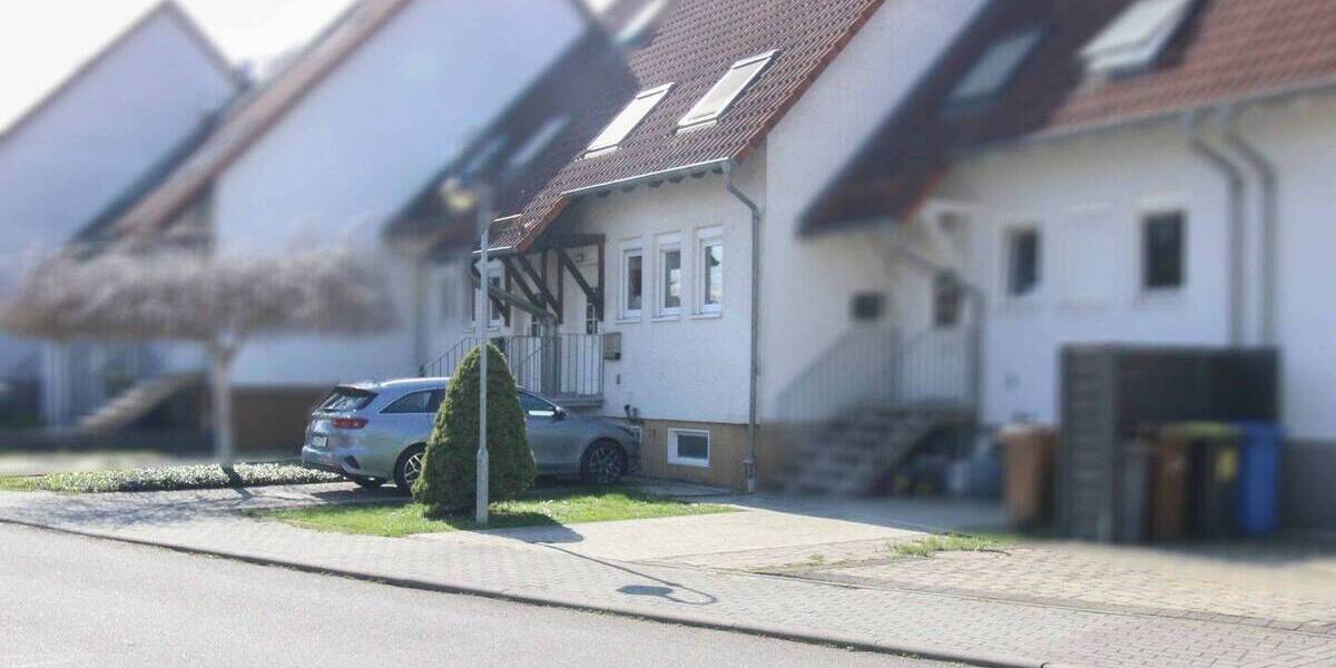 Reihenmittelhaus Leuna Kötschlitz - 5 Zimmer, 100 m&sup2;, 240.000&euro; | Angebot:26418458