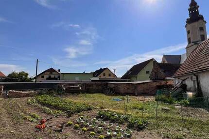 Landsberg OT Klepzig: 595 qm großes Baugrundstück für Haus-Neubau zimmer