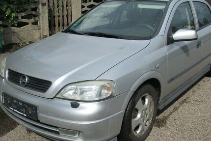 Opel Astra 124.000 km 1.999 &euro; Naunhof 04683