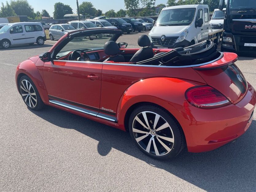 VW Beetle 62.500 km 15.990 € Leipzig 04319
