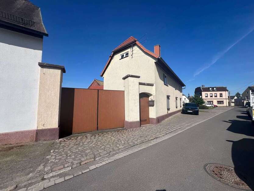 Haus zum Kaufen in Glesien 185.000 € 137 m²