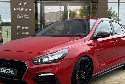 Hyundai i30 54.755 km 24.999 € Leipzig 04178