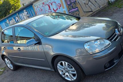 VW Golf 168.000 km 3.300 &euro; Leipzig 04103