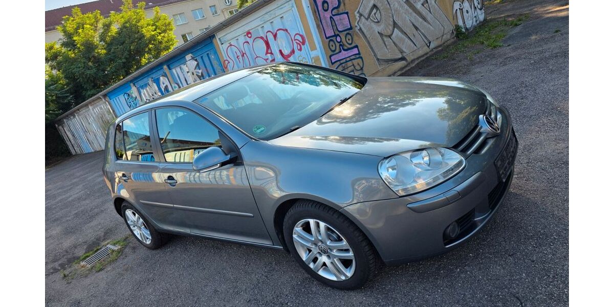 VW Golf 168.000 km 3.300 &euro; Leipzig 04103