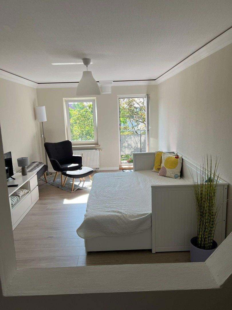 Frei werdend ab Juli 2026 - Frisch sanierte voll möblierte 2,5 Zi Whg 2 zimmer