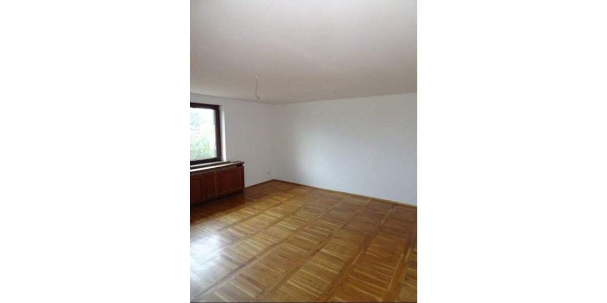 Etagenwohnung Leipzig Lützschena-Stahmeln - 3 Zimmer, 110 m&sup2;, 299.000&euro; | Angebot:25070351