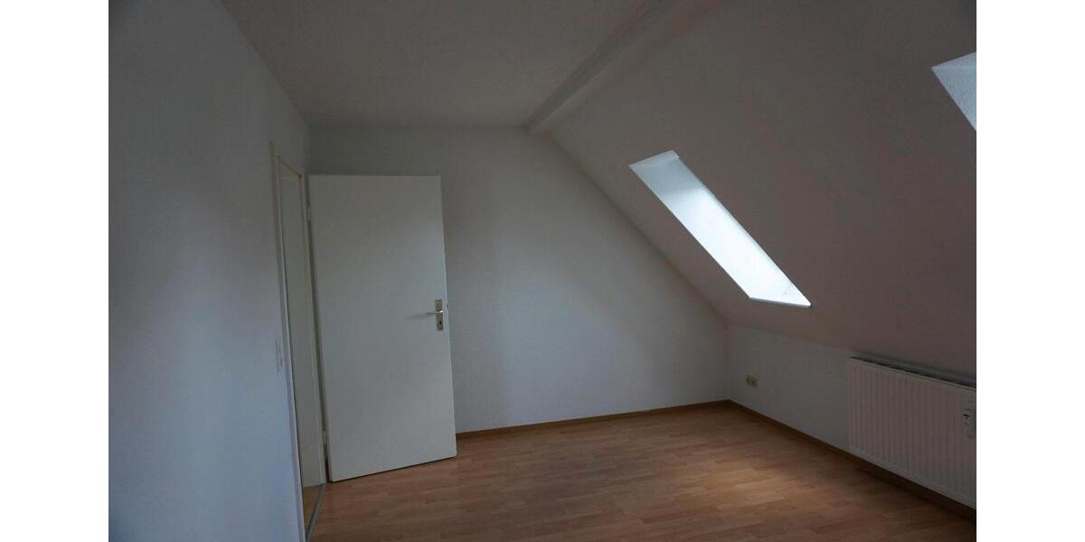 Dachgeschoßwohnung Leipzig Südost - 2 Zimmer, 39 m&sup2;, 390&euro; | Angebot:26540893