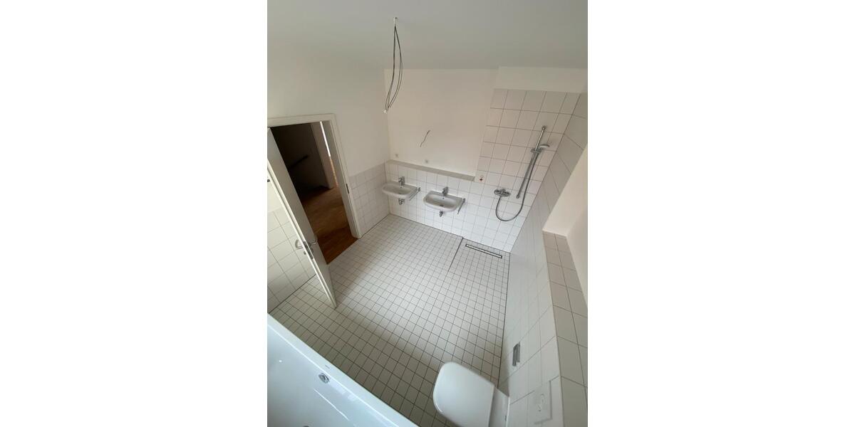 Reihenhaus Großpösna - 5 Zimmer, 129 m&sup2;, 1.580&euro; | Angebot:26543105