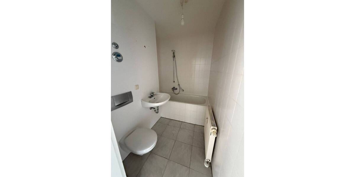 Zimmer Kabelsketal Großkugel - 3 Zimmer, 65 m&sup2;, 488&euro; | Angebot:26472307