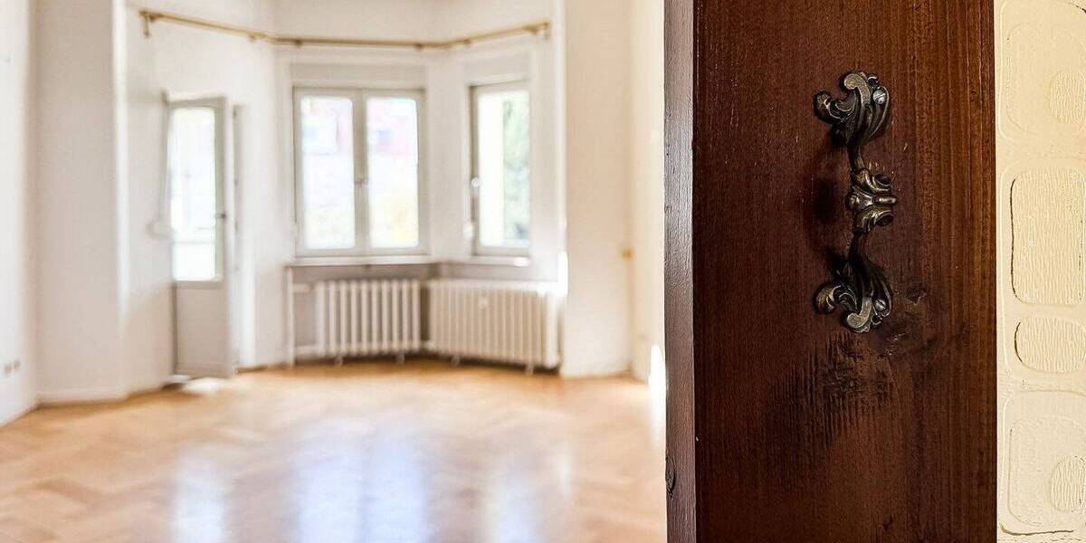 Reihenmittelhaus Leipzig Schleußig - 6 Zimmer, 143 m&sup2;, 890.000&euro; | Angebot:26658643