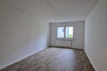 Gratis 300€ Gutschein bis 31.01.2026***Frisch renovierte 1-Zimmer-Wohnung mit Wannenbad! 1 zimmer