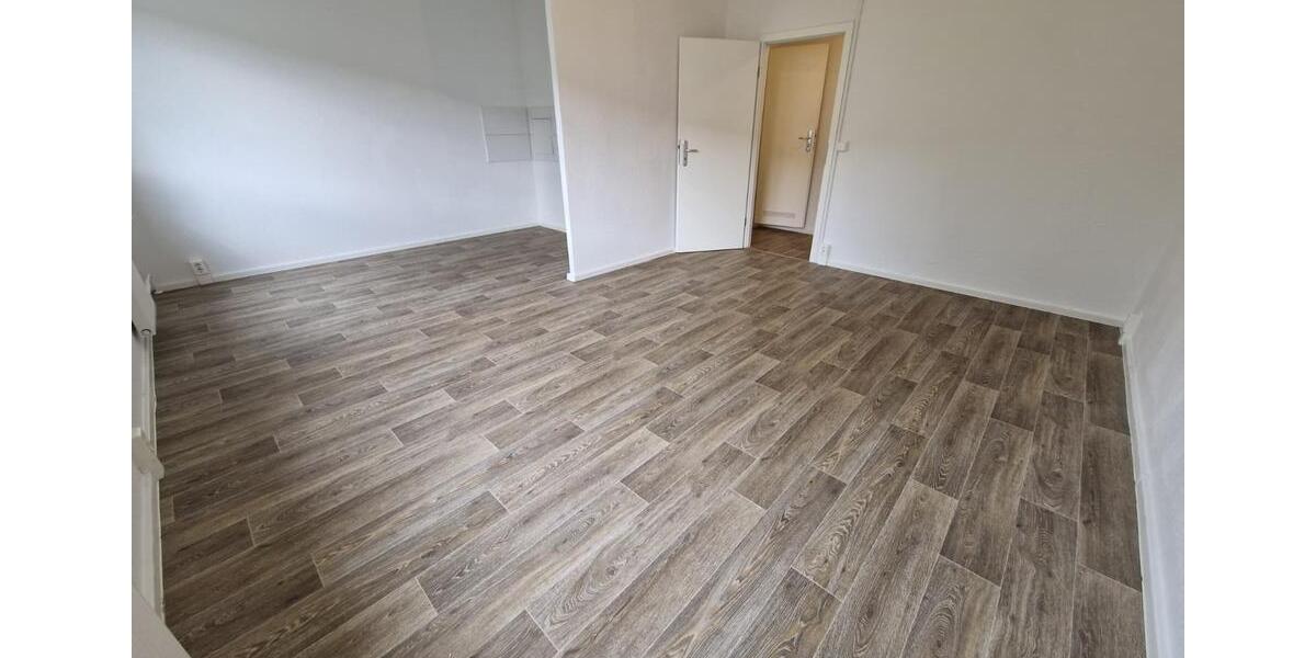 Etagenwohnung Leipzig West - 1 Zimmer, 33 m&sup2;, 326&euro; | Angebot:26419890