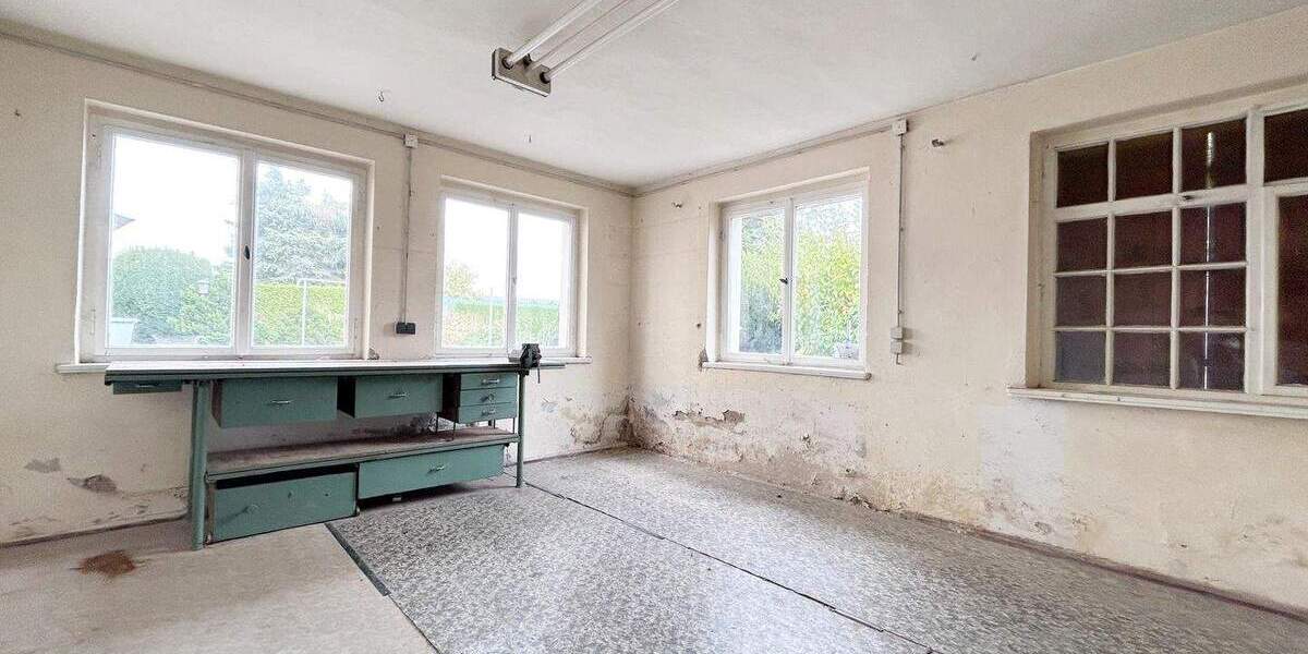 Einfamilienhaus Schkeuditz - 7 Zimmer, 153 m&sup2;, 399.000&euro; | Angebot:25677336