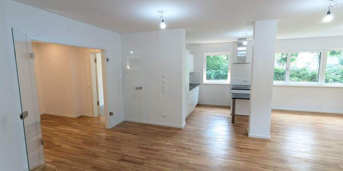 Etagenwohnung Leipzig Neustadt-Neuschönefeld - 2 Zimmer, 78 m&sup2;, 1.175&euro; | Angebot:25471660
