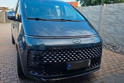 Hyundai STARIA 56.000 km 38.800 &euro; Delitzsch 04509