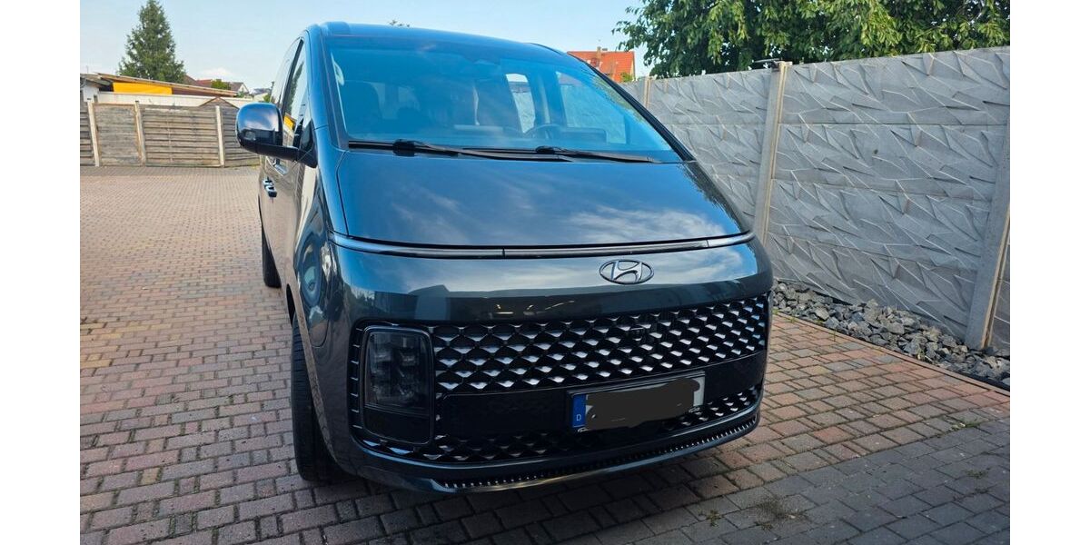 Hyundai STARIA 56.000 km 38.800 &euro; Delitzsch 04509