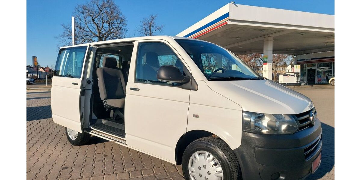 VW T5 Transporter 306.881 km 9.499 &euro; Leipzig 04328