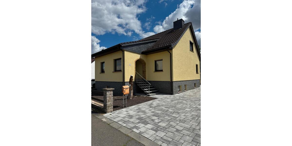 Einfamilienhaus Eilenburg - 4 Zimmer, 105 m&sup2;, 299.999&euro; | Angebot:27095369