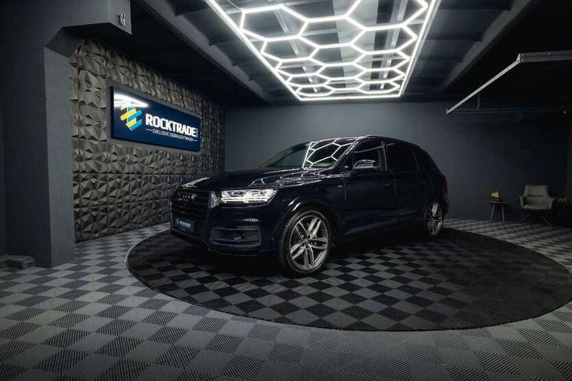 Audi Q7 175.900 km 30.990 € Leipzig 04178