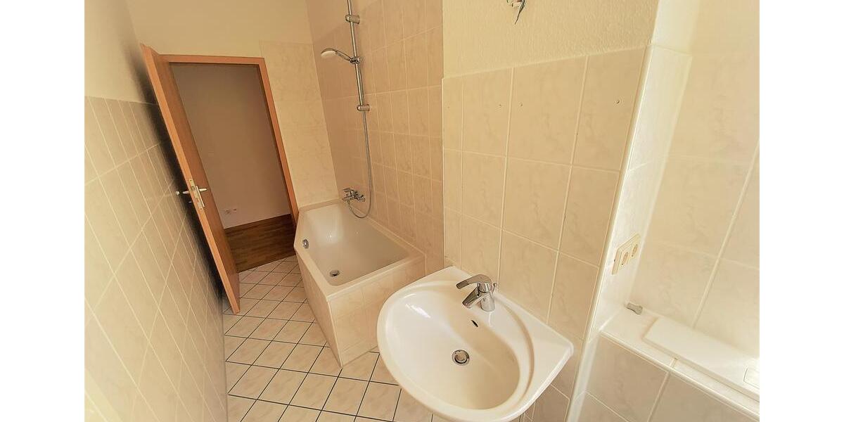 Etagenwohnung Wurzen - 2.5 Zimmer, 59 m&sup2;, 350&euro; | Angebot:26195980