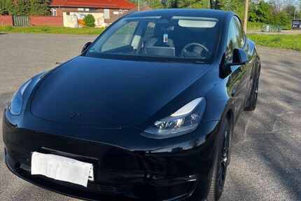 Tesla Model Y 43.000 km 36.600 &euro; Leuna 06237