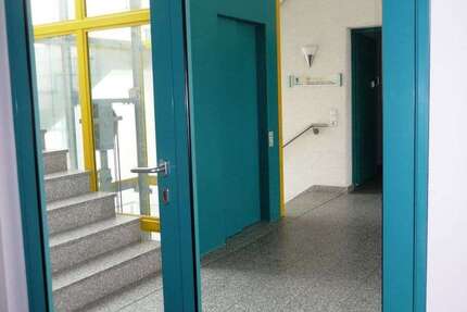 Büro in Taucha 291,05 € 35.63 m² zimmer