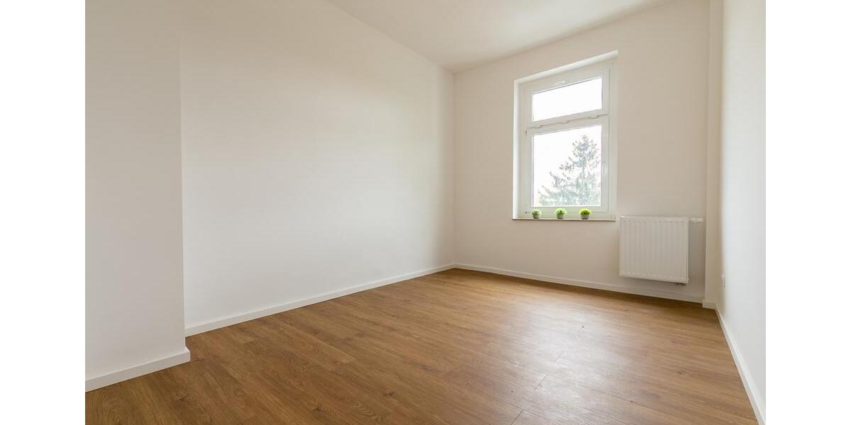 Hochparterre Böhlen - 2 Zimmer, 63 m&sup2;, 530&euro; | Angebot:26477152