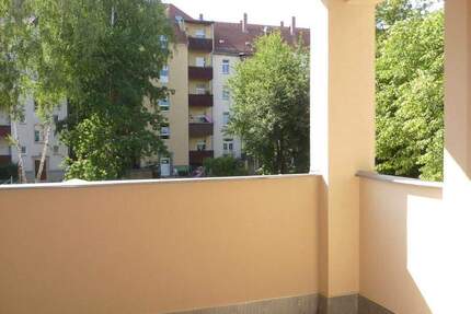 Exklusiv sanierte 4-Zimmerwohnung mit Balkon & zwei Bädern in Gohlis - Sanierung 2016! 4 zimmer