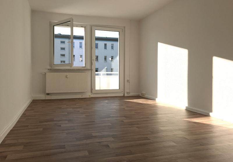 Schöne 3 Raum Wohnung mit Balkon zu vermieten! zimmer