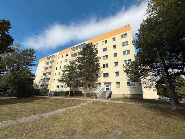 Etagenwohnung Borna - 2 Zimmer, 50 m&sup2;, 299&euro; | Angebot:25721670