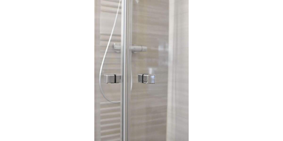 Etagenwohnung Leipzig Leutzsch - 2 Zimmer, 80 m&sup2;, 1.120&euro; | Angebot:25685809