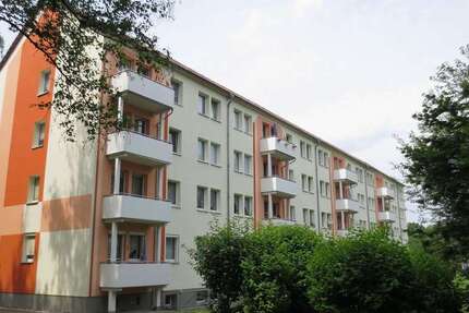 Wohnung zum Kaufen in Bad Lausick 54.000 € 58.12 m² 3 zimmer