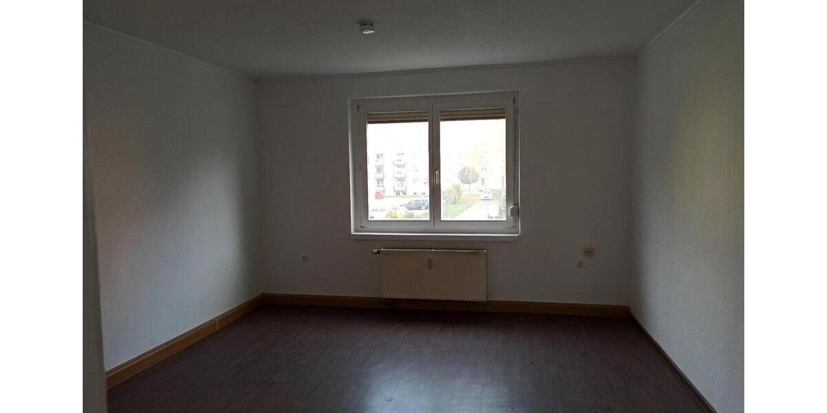Etagenwohnung Hohenmölsen - 2 Zimmer, 50 m&sup2;, 600&euro; | Angebot:25783068