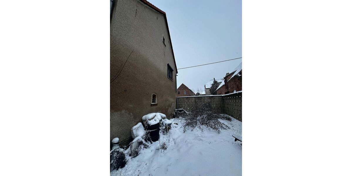 Einfamilienhaus Bad Dürrenberg Oebles-Schlechtewitz - 5 Zimmer, 110 m&sup2;, 30.000&euro; | Angebot:24683850