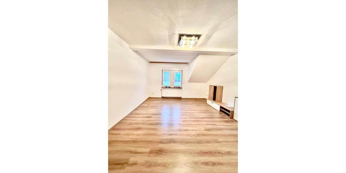 Einfamilienhaus Leipzig Altwest - 5 Zimmer, 125 m&sup2;, 1.600&euro; | Angebot:26003271