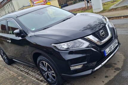 Nissan X-Trail 68.500 km 27.000 € Borna 04552
