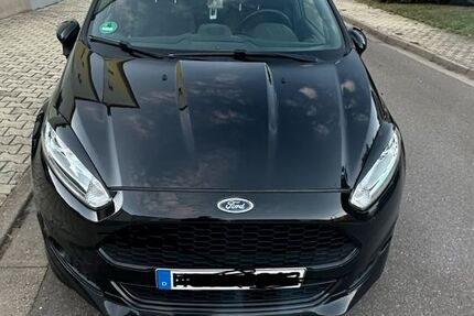 Ford Fiesta 134.236 km 8.000 &euro; Leuna 06237