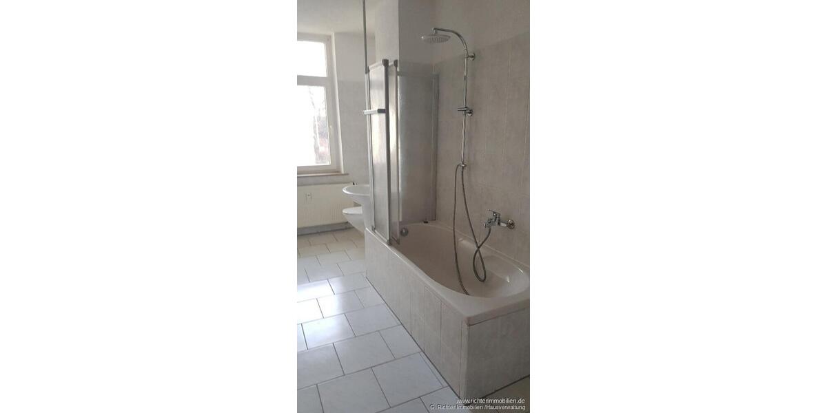 Etagenwohnung Leipzig Ost - 2 Zimmer, 66 m&sup2;, 345&euro; | Angebot:25044580