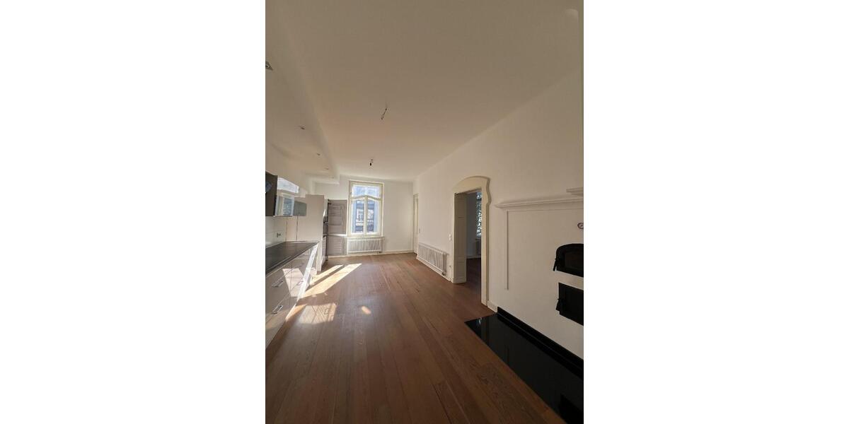 Etagenwohnung Leipzig Mitte - 4 Zimmer, 201 m&sup2;, 2.483&euro; | Angebot:25852904