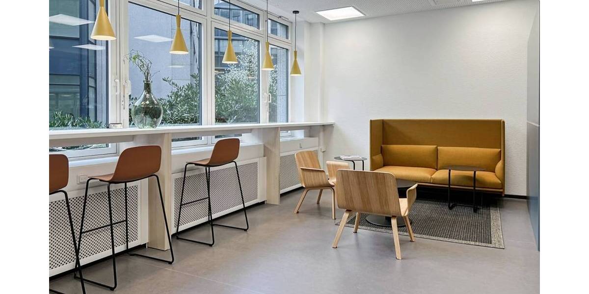 Unbegrenzter Zugang zu Arbeitsplätzen in Regus Atrium zimmer