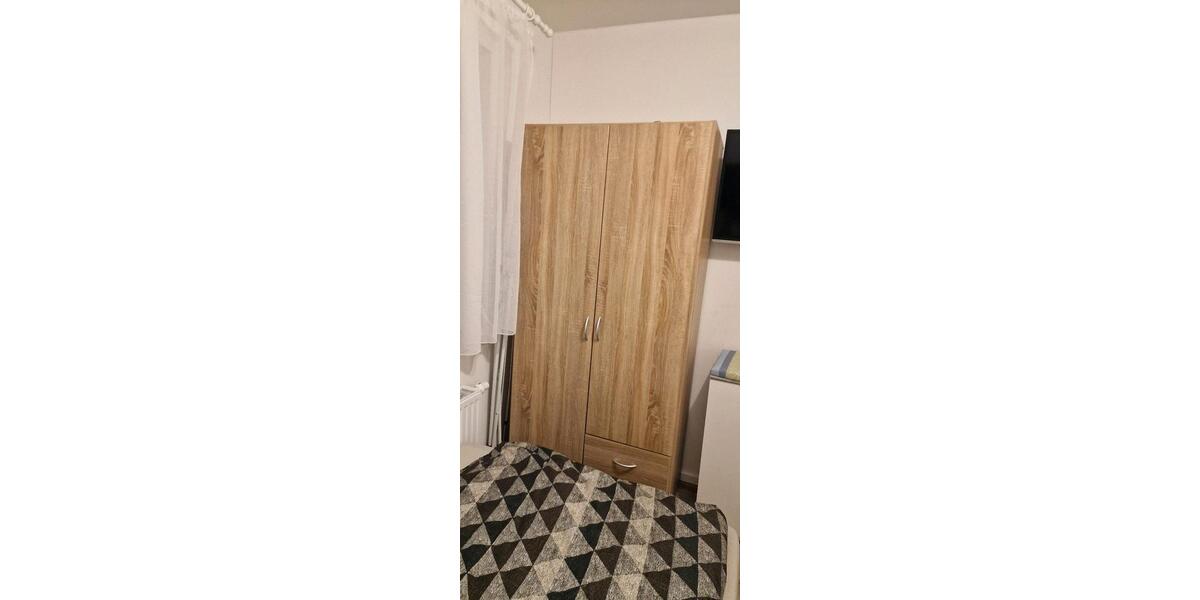 Etagenwohnung Schkeuditz - 1 Zimmer, 18 m&sup2;, 700&euro; | Angebot:25793056