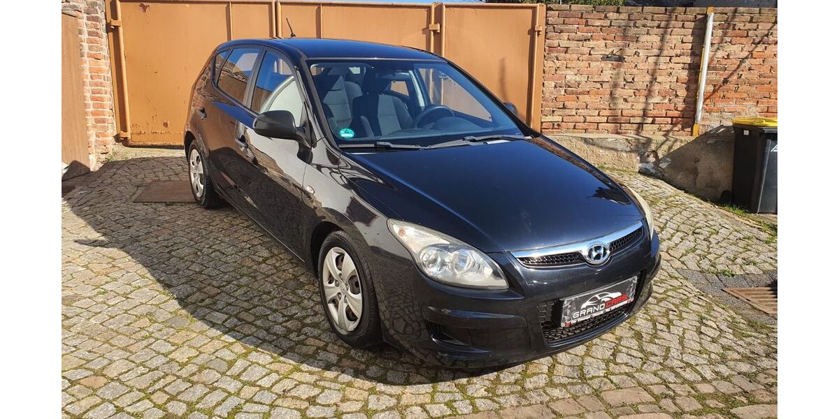 Hyundai i30 166.000 km 3.290 &euro; Leipzig 04155