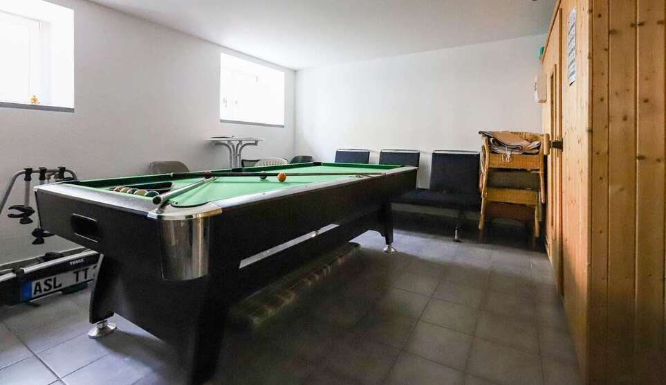 Einzeldenkmal im Waldstraßenviertel: Helle + ruhige 5-Zimmerwhg. mit Stuck, 3 min Fußweg ins Rosental 5 zimmer