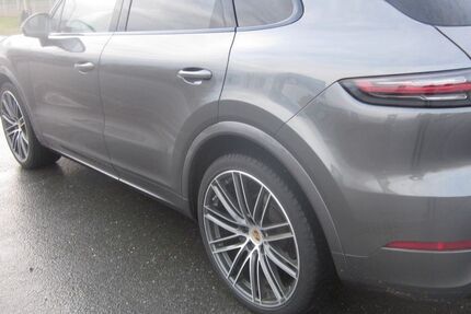 Porsche Cayenne 188.000 km 38.690 &euro; Schkeuditz 04435