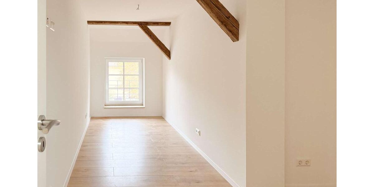 Einfamilienhaus Schkeuditz - 3 Zimmer, 124 m&sup2;, 1.300&euro; | Angebot:26462827